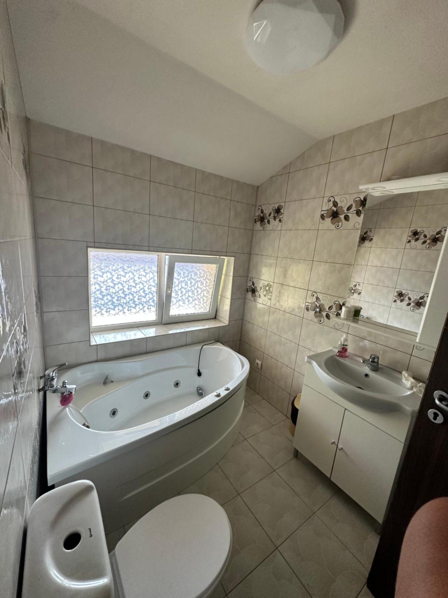 Ultracentral Apartment คลูจ-นาโปกา ภายนอก รูปภาพ